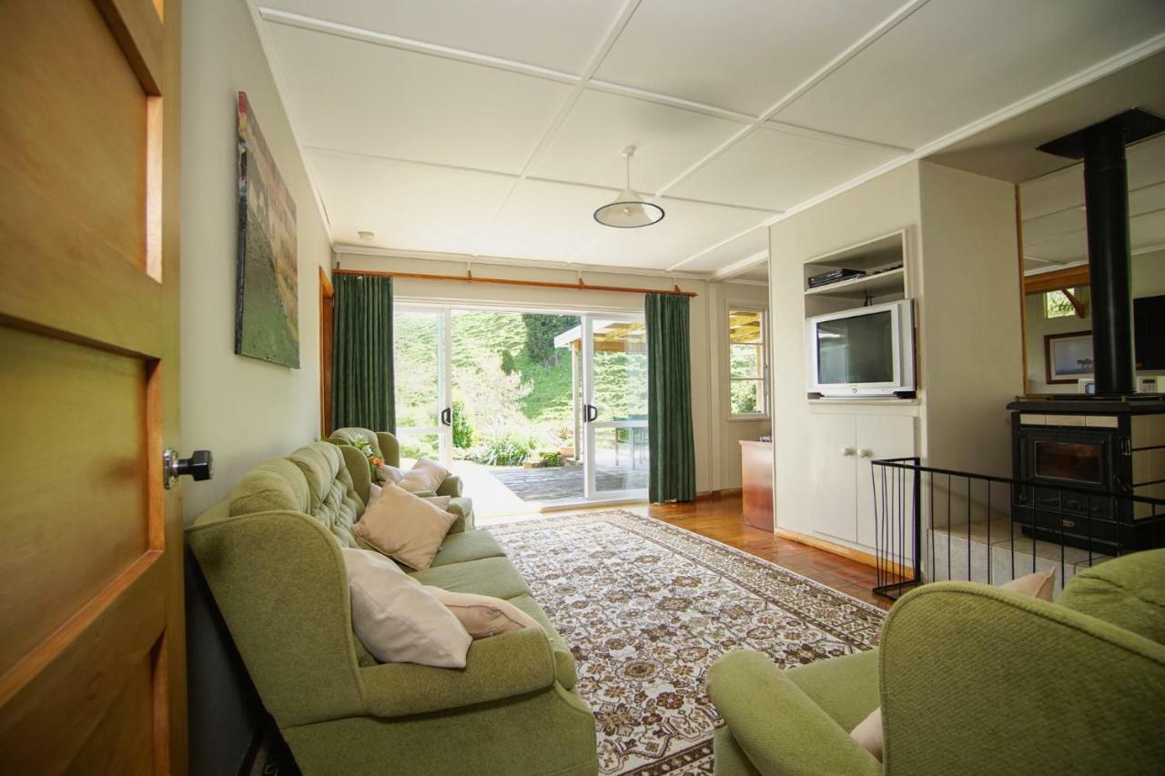 Mahaanui Cottage Farmstay Tiniroto Exterior photo